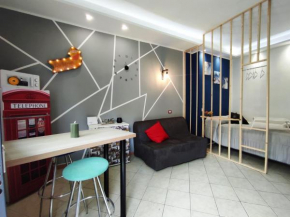 Tiny indipendent house Rome